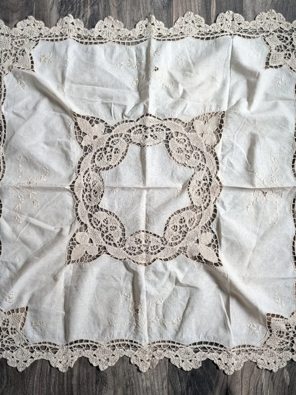 VTG Cream Battenburg Lace Tablecloth 31x30 Cotton Cutwork Embroidered Cottage